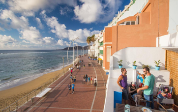 What to Wear in the Canaries